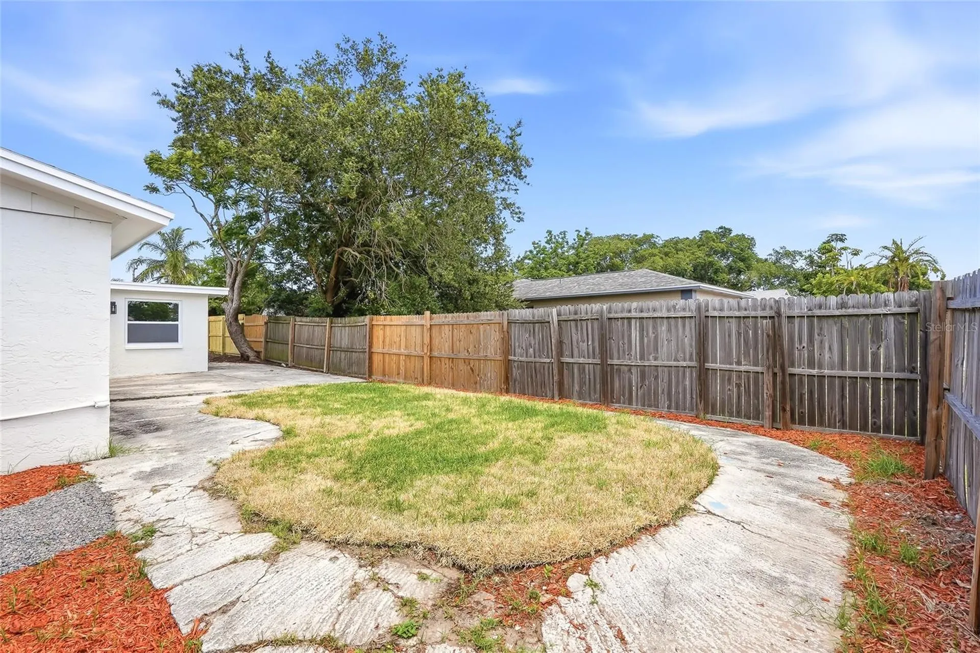 1004 Idlebriar Way Tarpon Springs FL 34689