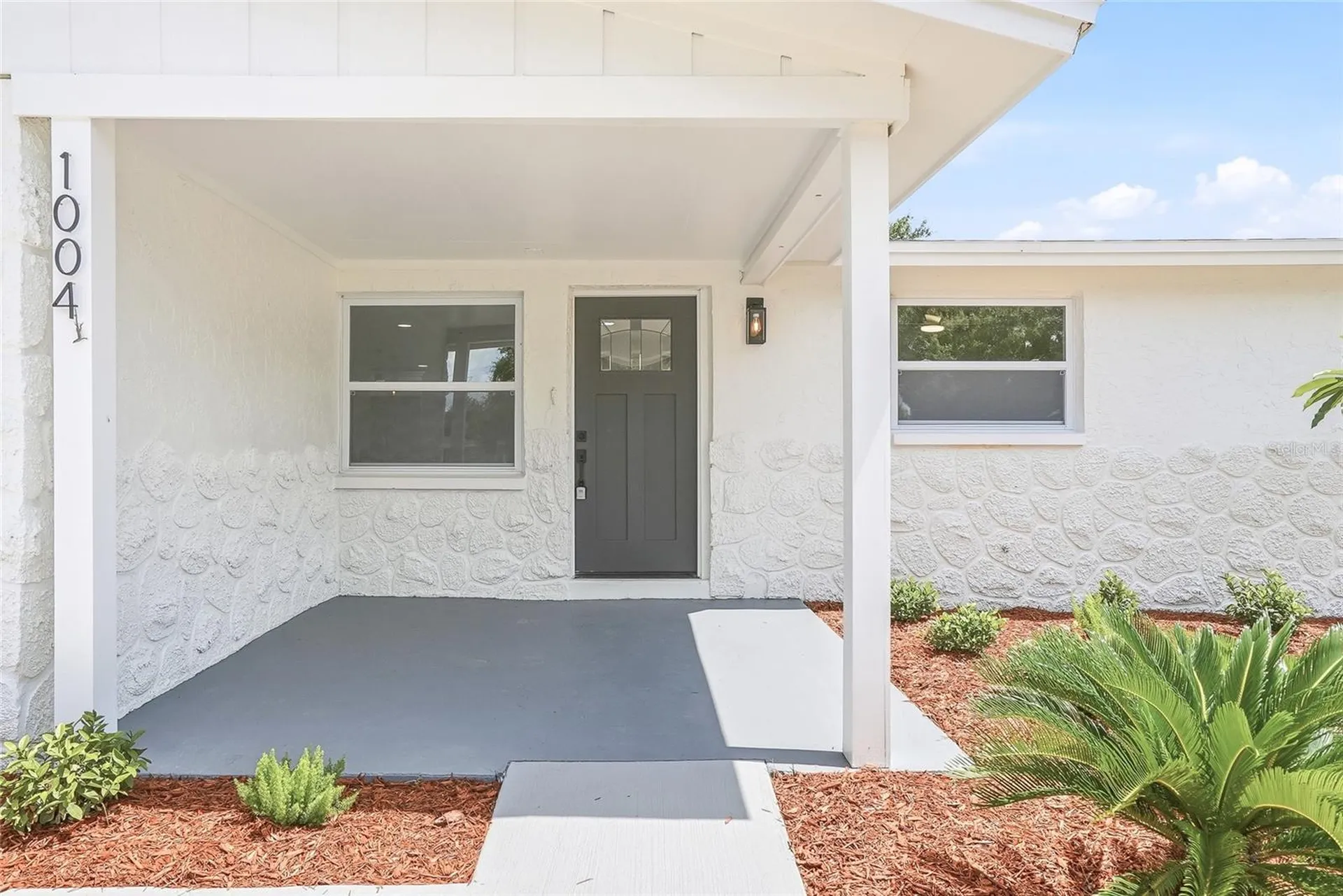 1004 Idlebriar Way Tarpon Springs FL 34689