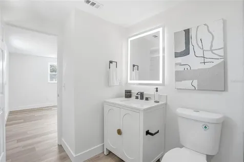 1004 Idlebriar Way Tarpon Springs FL 34689