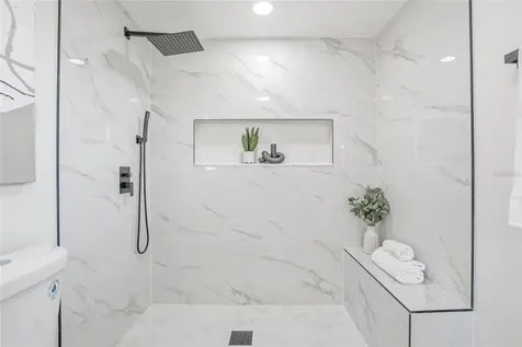 1004 Idlebriar Way Tarpon Springs FL 34689