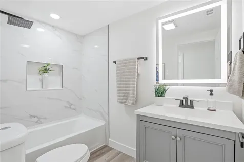 1004 Idlebriar Way Tarpon Springs FL 34689