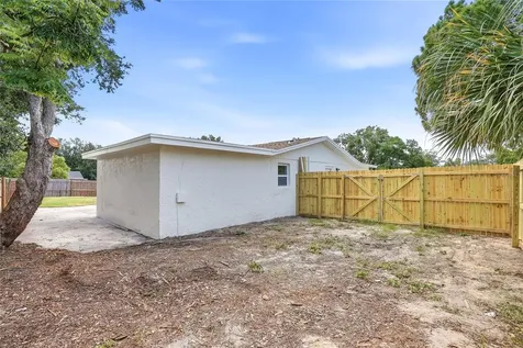 1004 Idlebriar Way Tarpon Springs FL 34689