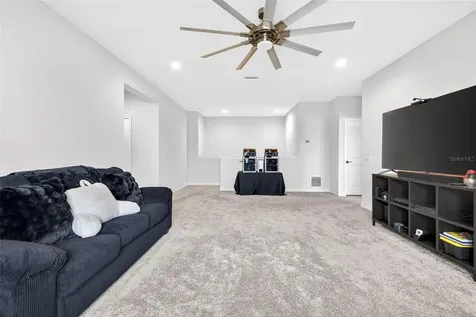 7109 Bay Laurel Wesley Chapel FL 33545