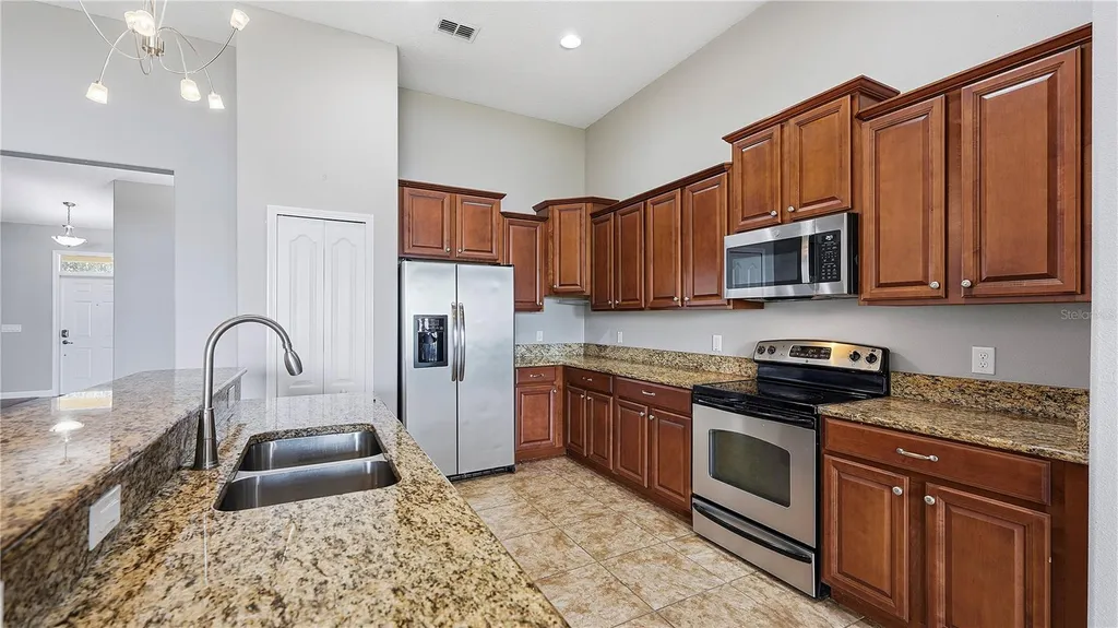 14632 Crosston Bay Court Orlando FL 32824
