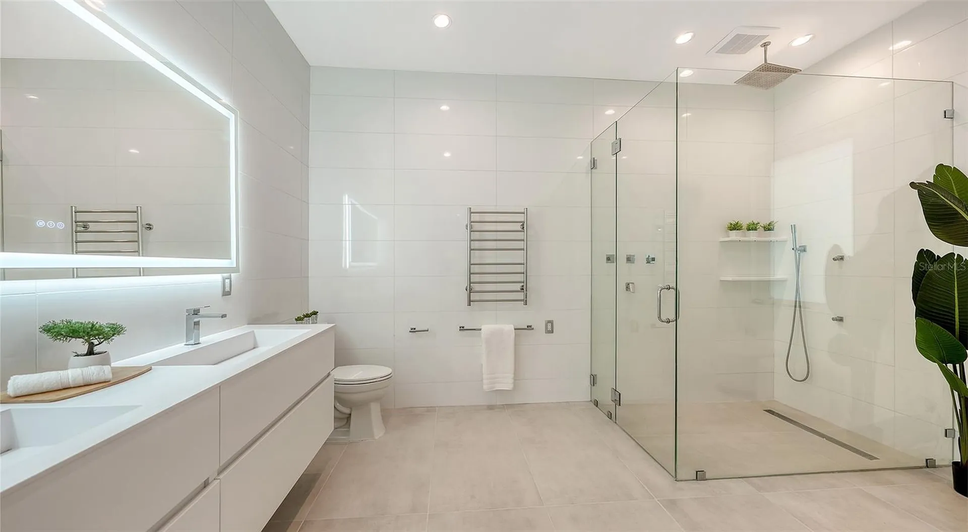 2138 Hawthorne Street Sarasota FL 34239
