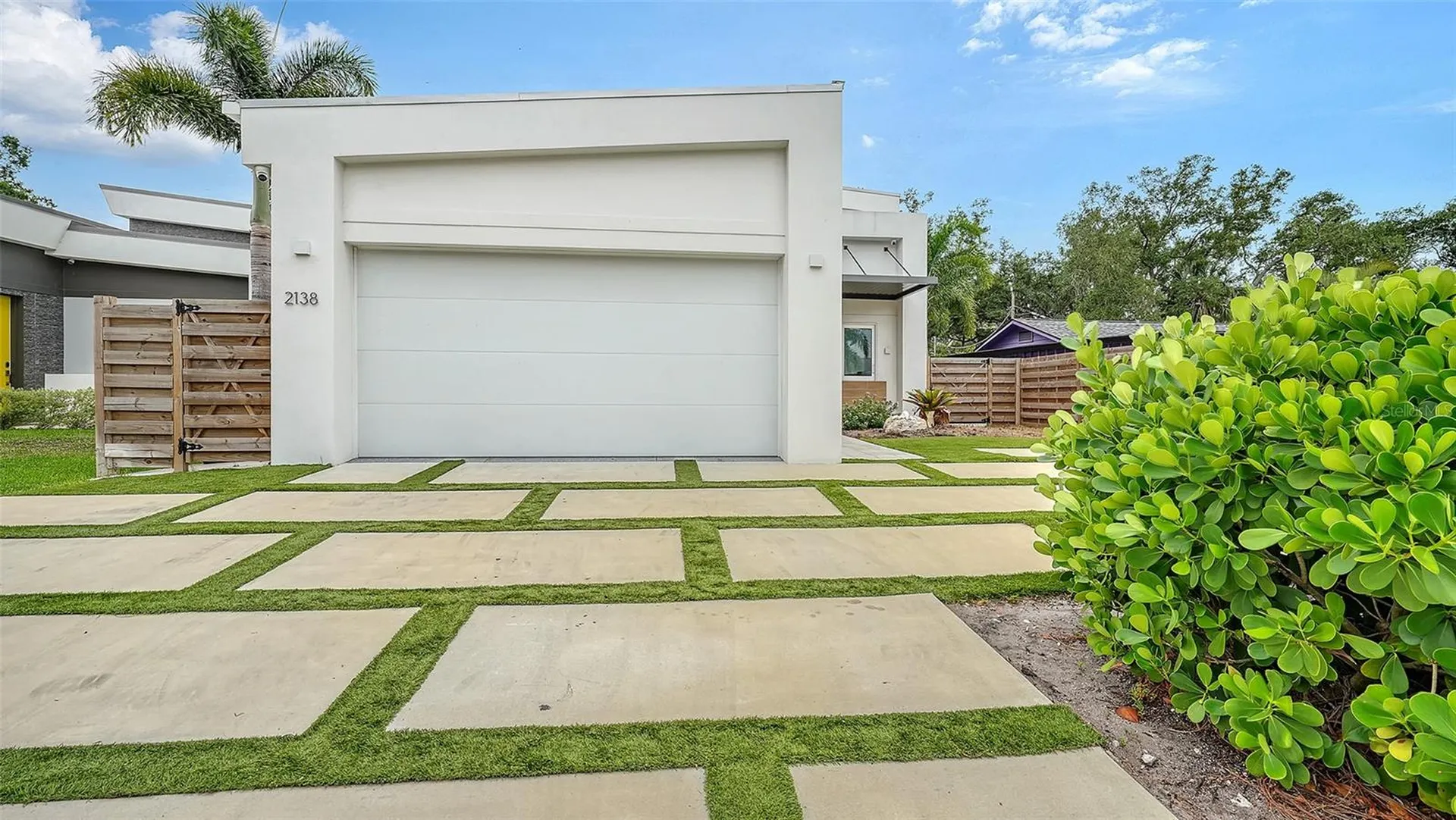 2138 Hawthorne Street Sarasota FL 34239