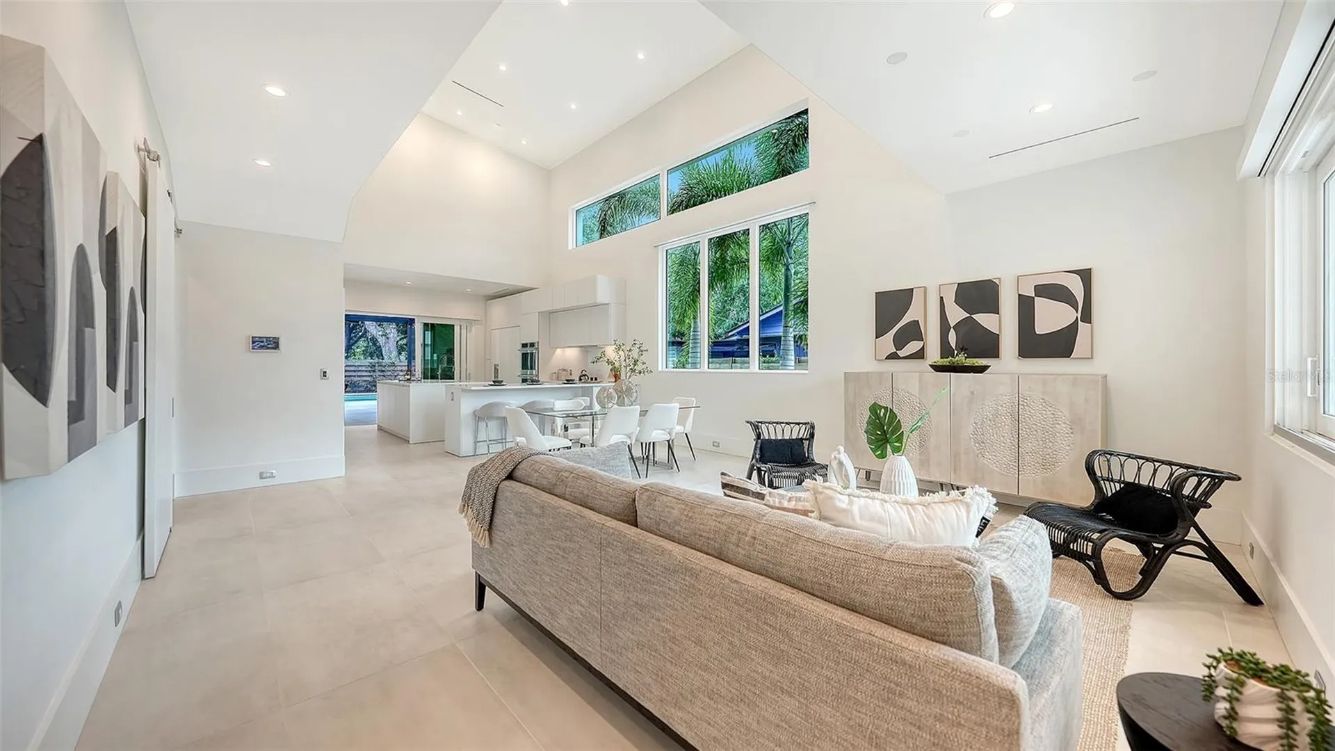 2138 Hawthorne Street Sarasota FL 34239
