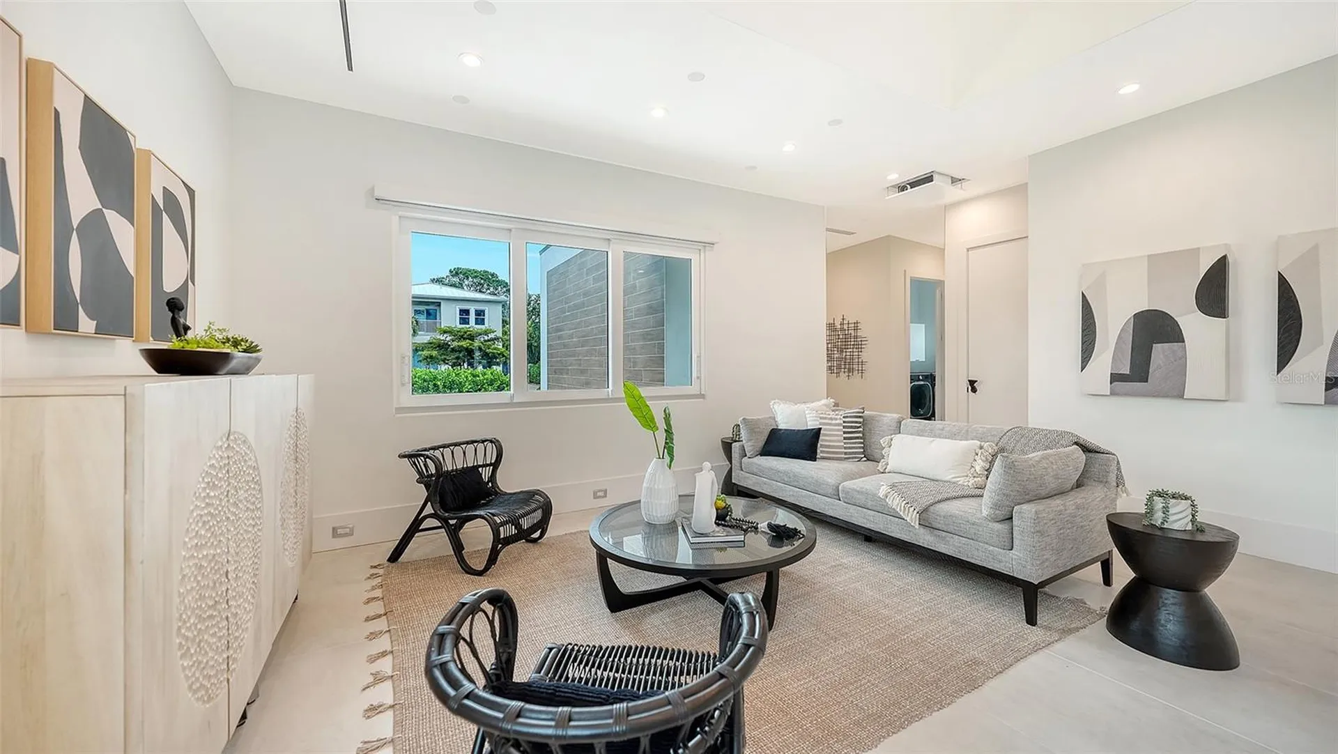 2138 Hawthorne Street Sarasota FL 34239