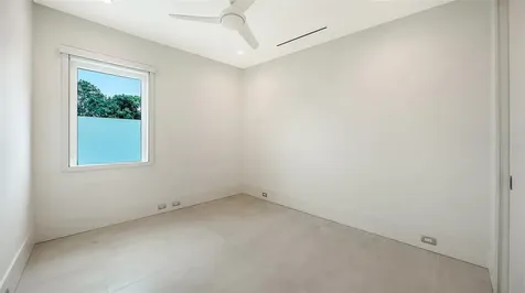 2138 Hawthorne Street Sarasota FL 34239