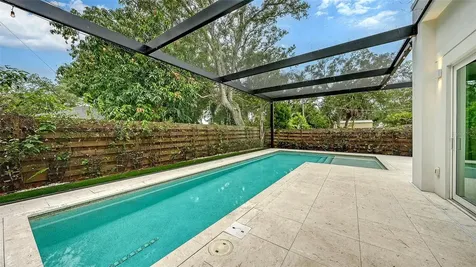 2138 Hawthorne Street Sarasota FL 34239