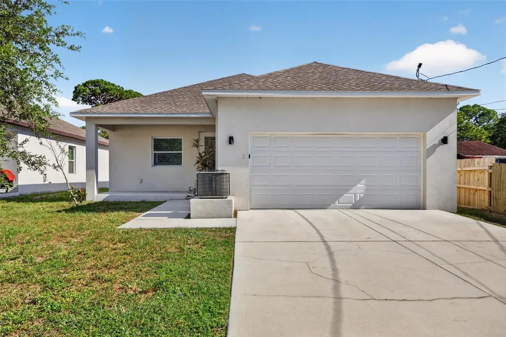 7977 49th Avenue N St Petersburg FL 33709