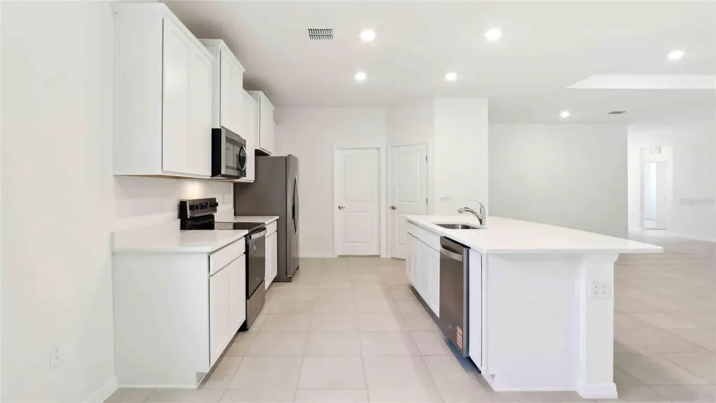 3050 Canopy Oak Boulevard Wildwood FL 34785