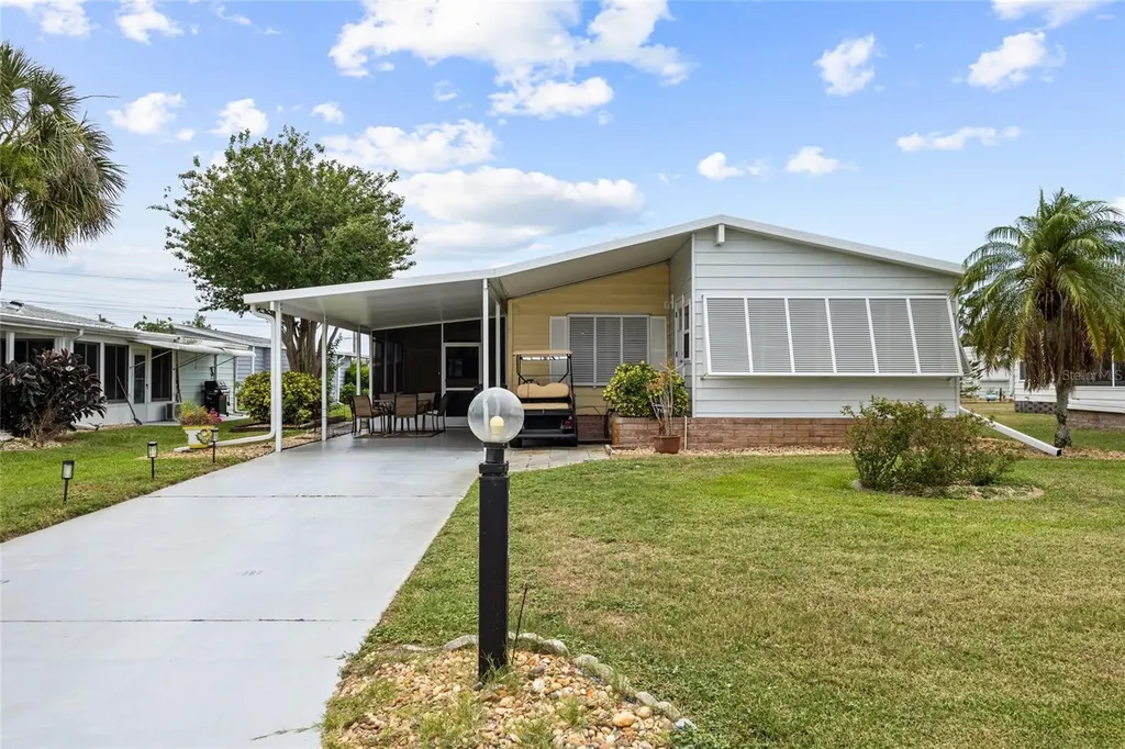 713 Tangerine Woods Boulevard Englewood FL 34223