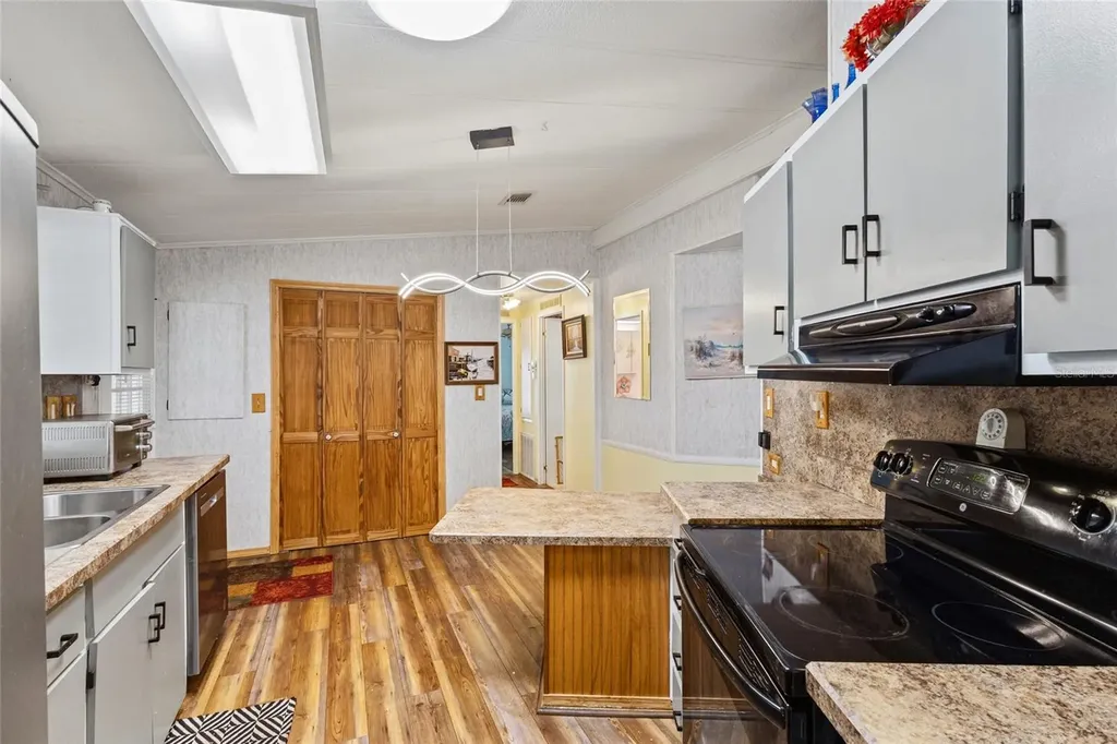 713 Tangerine Woods Boulevard Englewood FL 34223
