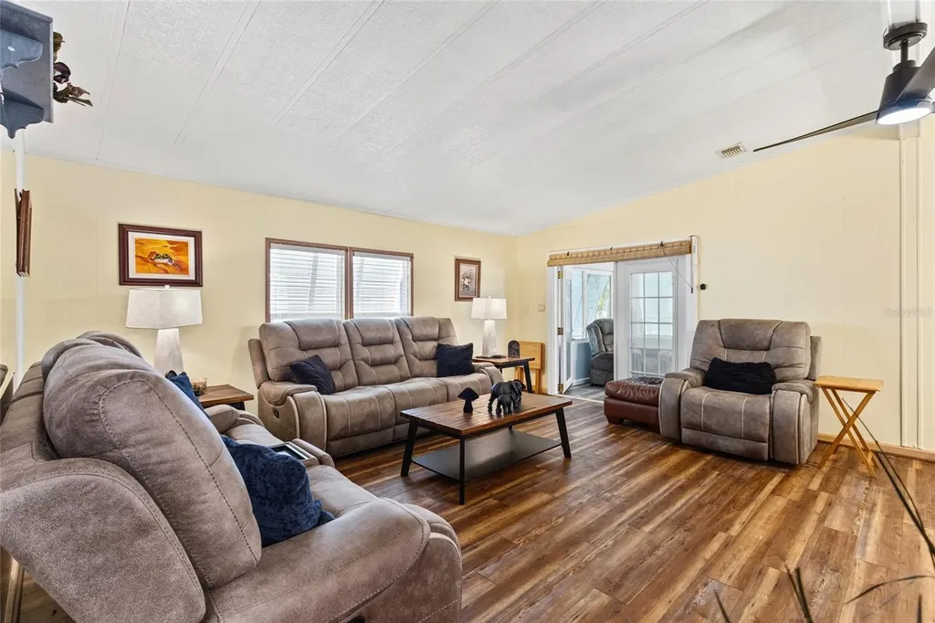 713 Tangerine Woods Boulevard Englewood FL 34223