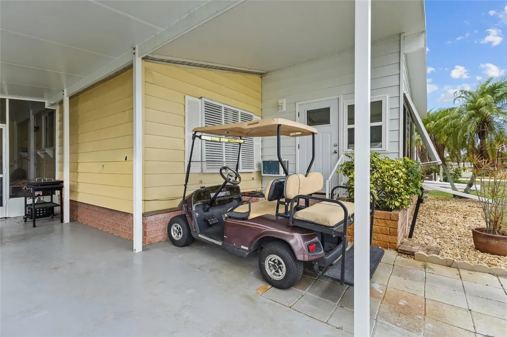 713 Tangerine Woods Boulevard Englewood FL 34223
