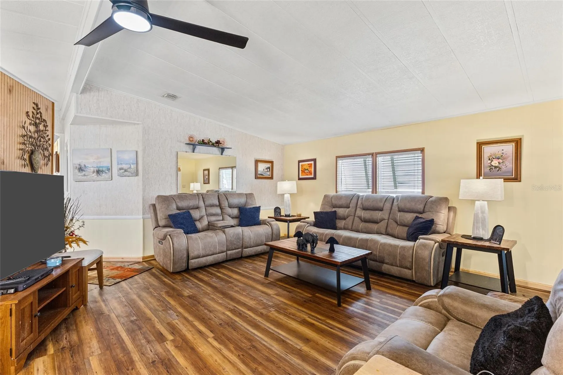 713 Tangerine Woods Boulevard Englewood FL 34223