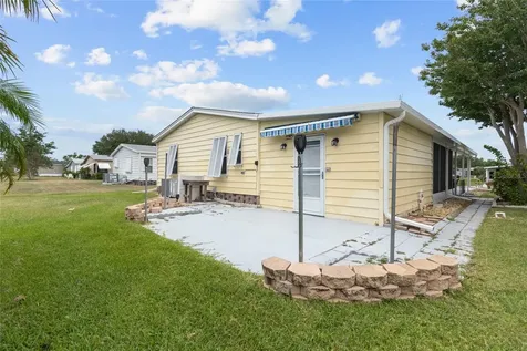 713 Tangerine Woods Boulevard Englewood FL 34223