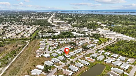 713 Tangerine Woods Boulevard Englewood FL 34223