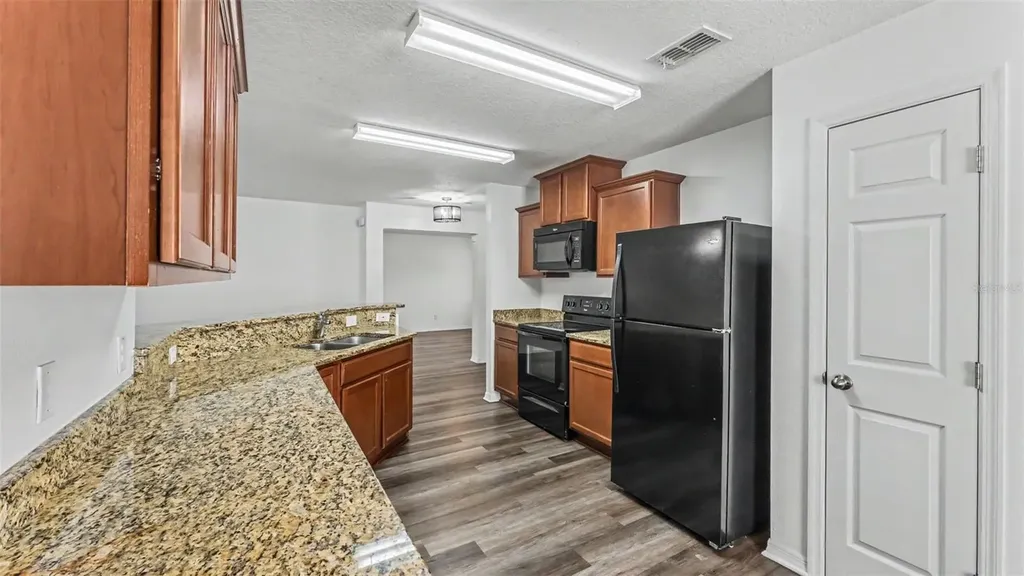 800 Woodlark Drive Haines City FL 33844
