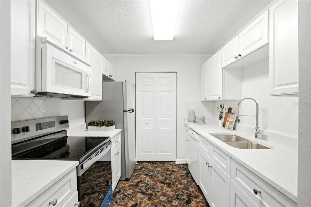 1208 14th Circle SE Largo FL 33771