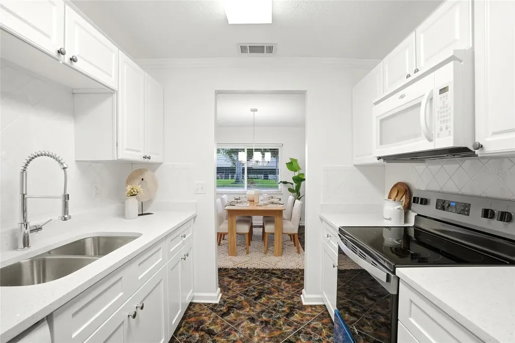 1208 14th Circle SE Largo FL 33771