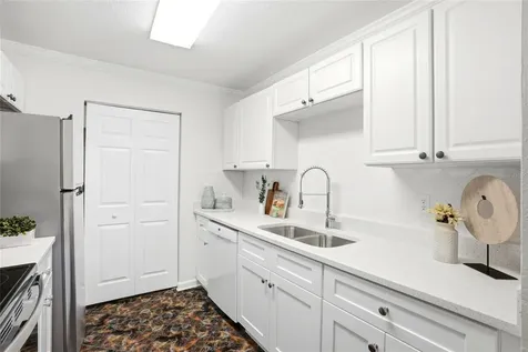 1208 14th Circle SE Largo FL 33771