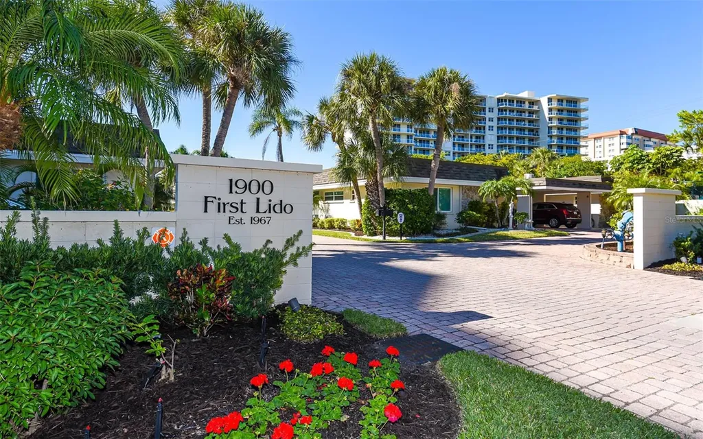 1900 Benjamin Franklin Drive Sarasota FL 34236