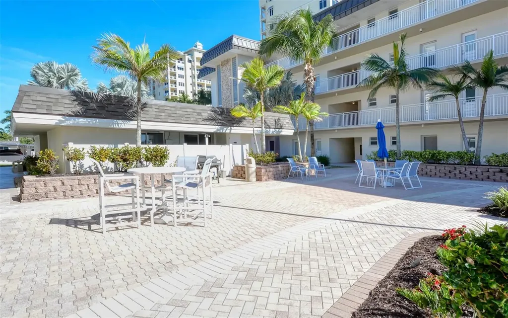 1900 Benjamin Franklin Drive Sarasota FL 34236