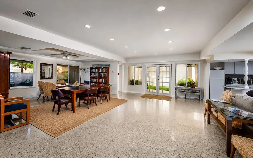 1900 Benjamin Franklin Drive Sarasota FL 34236
