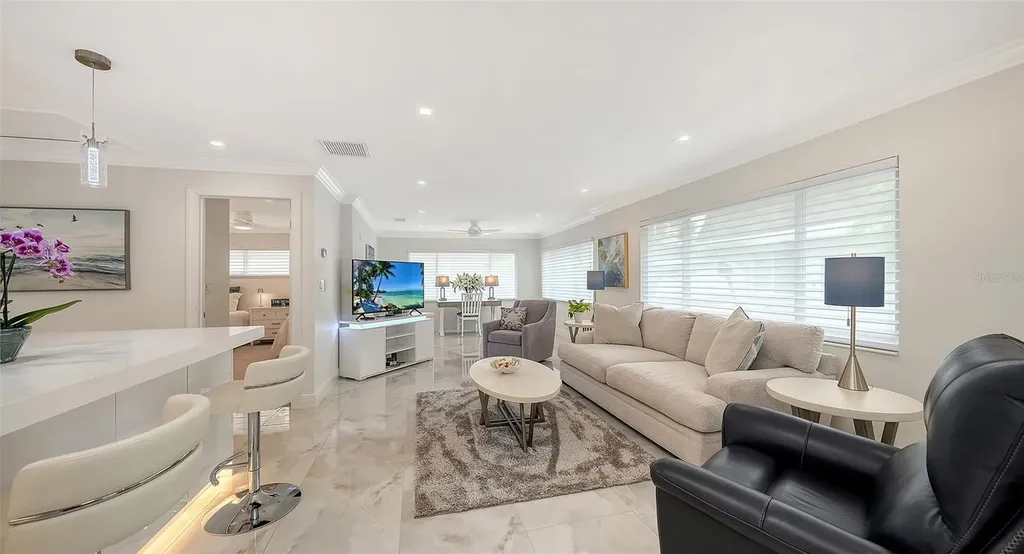 1900 Benjamin Franklin Drive Sarasota FL 34236