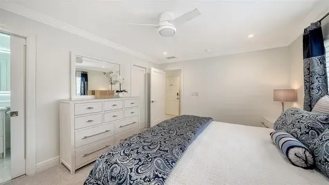 1900 Benjamin Franklin Drive Sarasota FL 34236