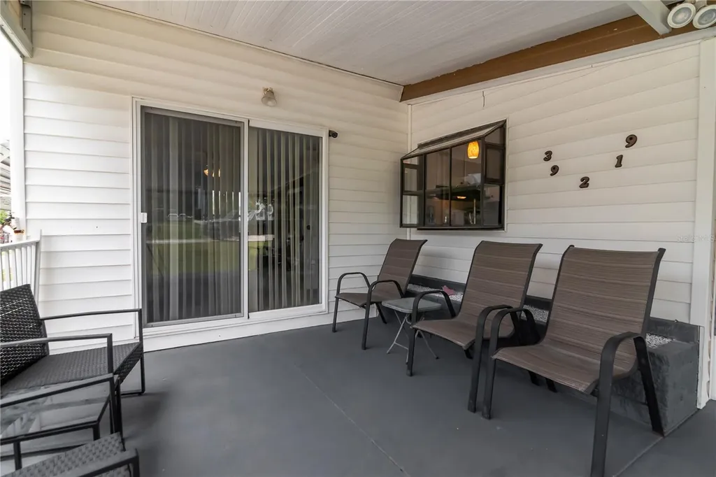 39219 Ola Avenue Zephyrhills FL 33542