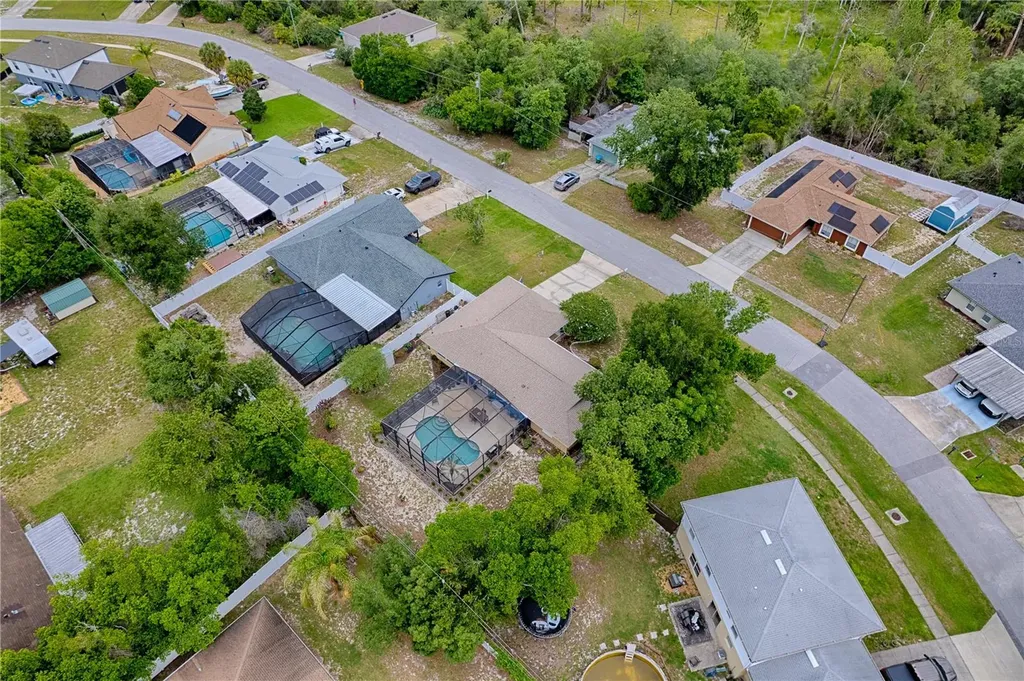2091 N Hyde Drive Deltona FL 32738