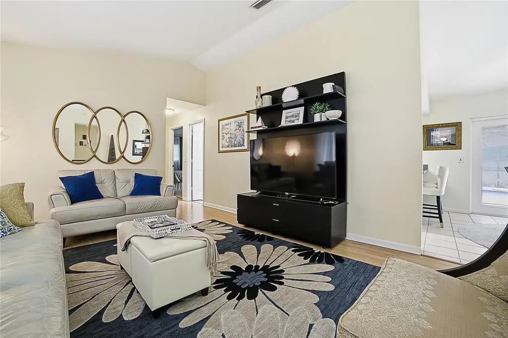 2091 N Hyde Drive Deltona FL 32738