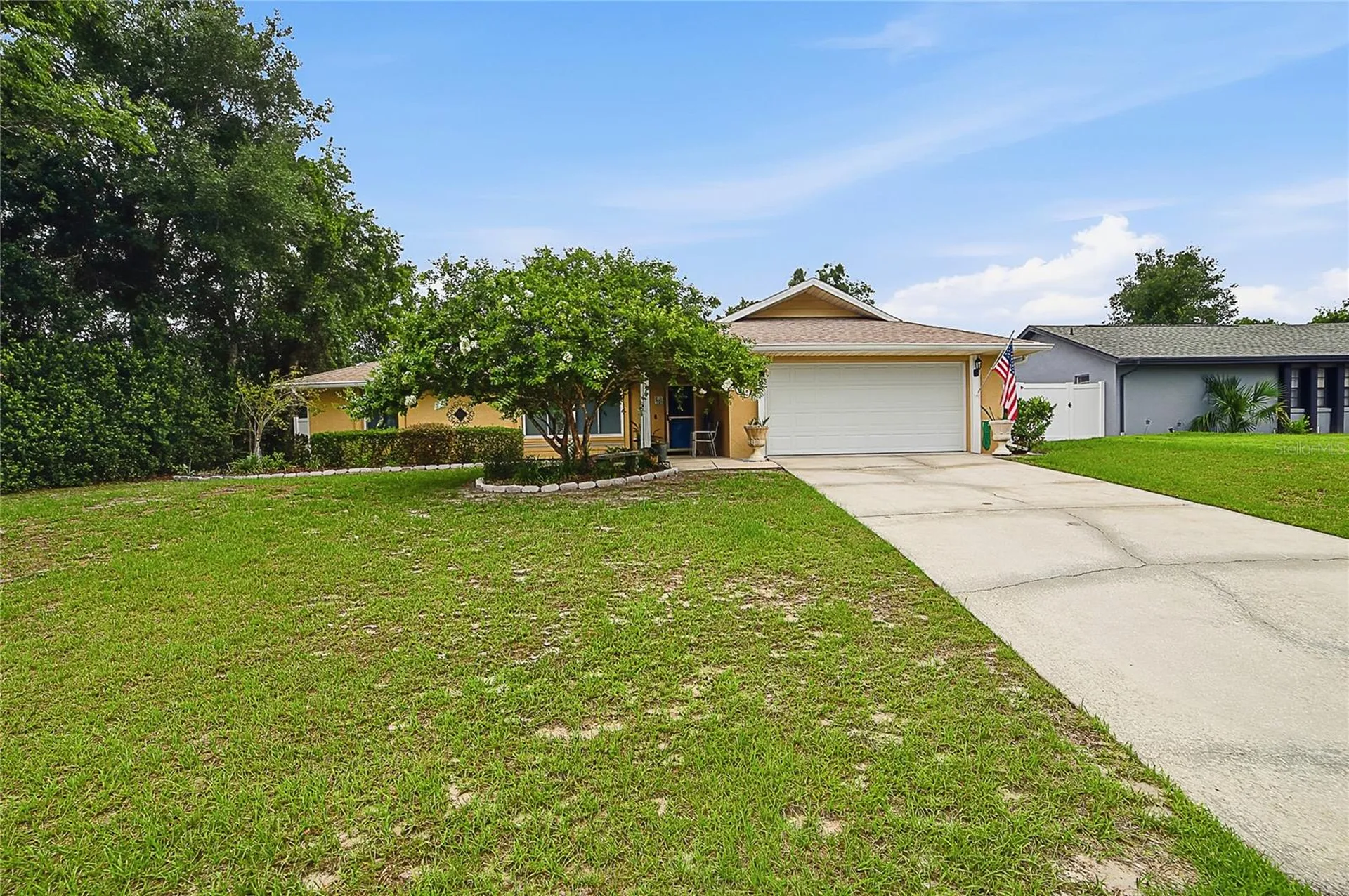 2091 N Hyde Drive Deltona FL 32738