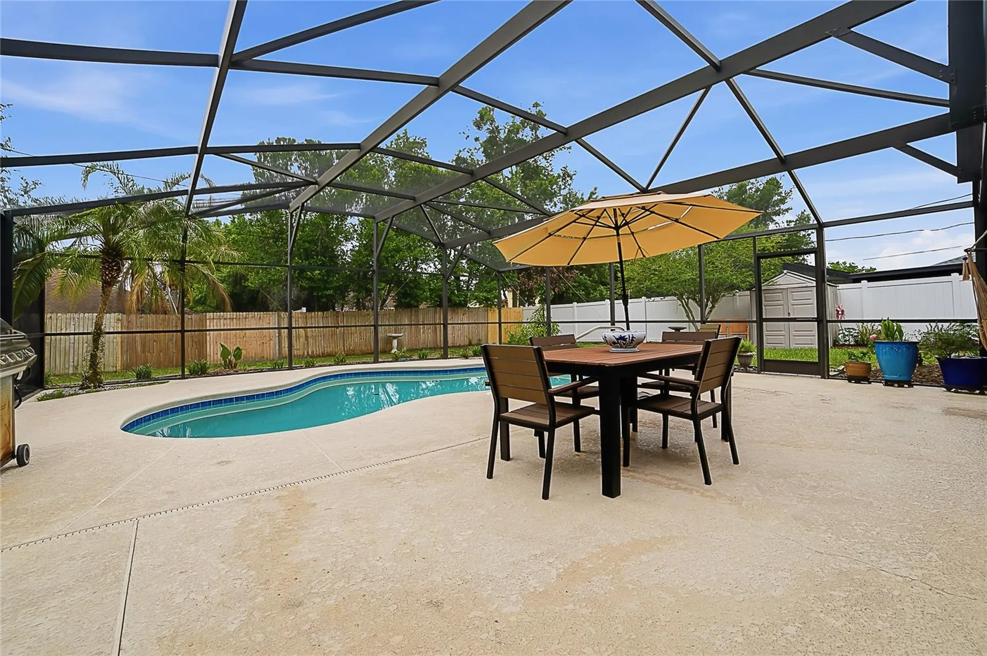 2091 N Hyde Drive Deltona FL 32738