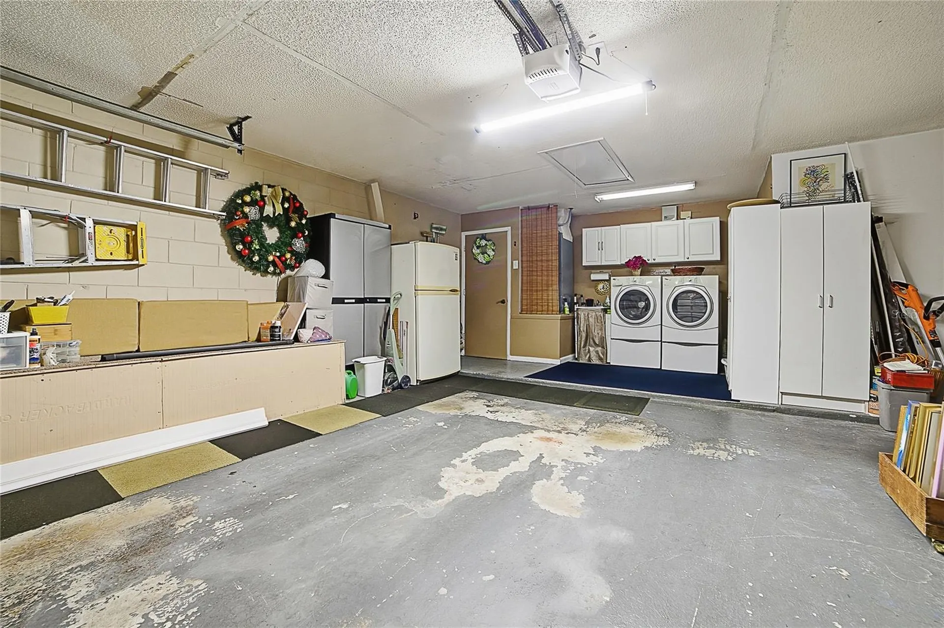2091 N Hyde Drive Deltona FL 32738