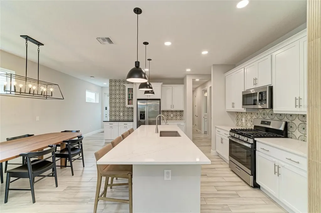 1079 Waterline Court Sarasota FL 34240