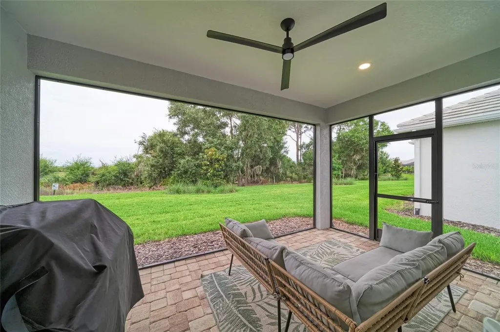 1079 Waterline Court Sarasota FL 34240