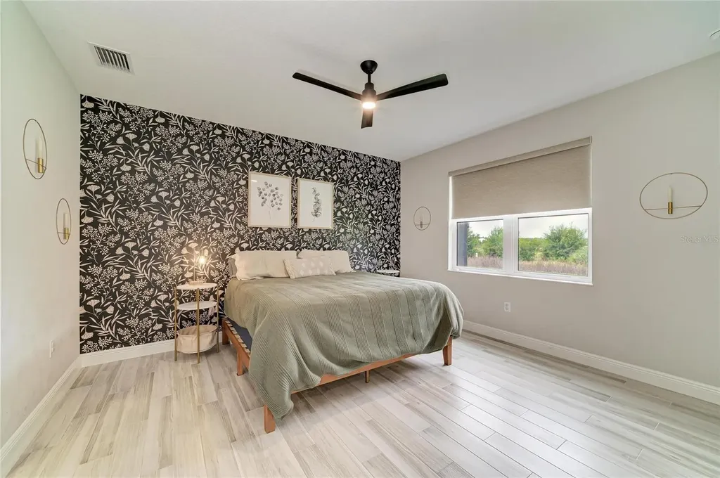 1079 Waterline Court Sarasota FL 34240