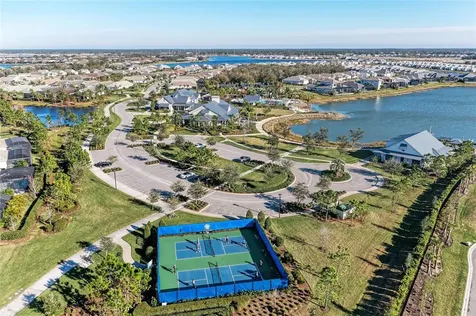1079 Waterline Court Sarasota FL 34240