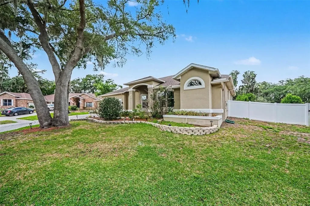 2801 Timbre Shoals Place Brandon FL 33511