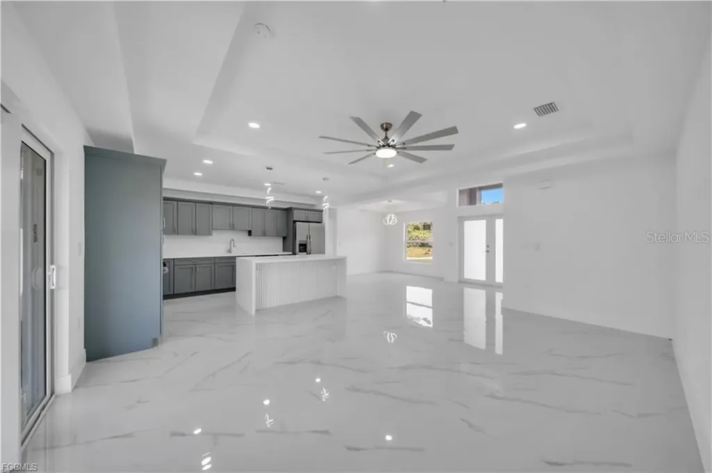 1023 Pilgrim Street E Lehigh Acres FL 33974
