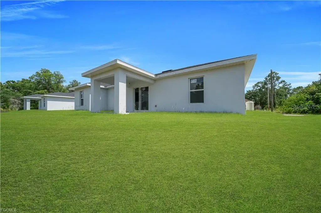 1023 Pilgrim Street E Lehigh Acres FL 33974