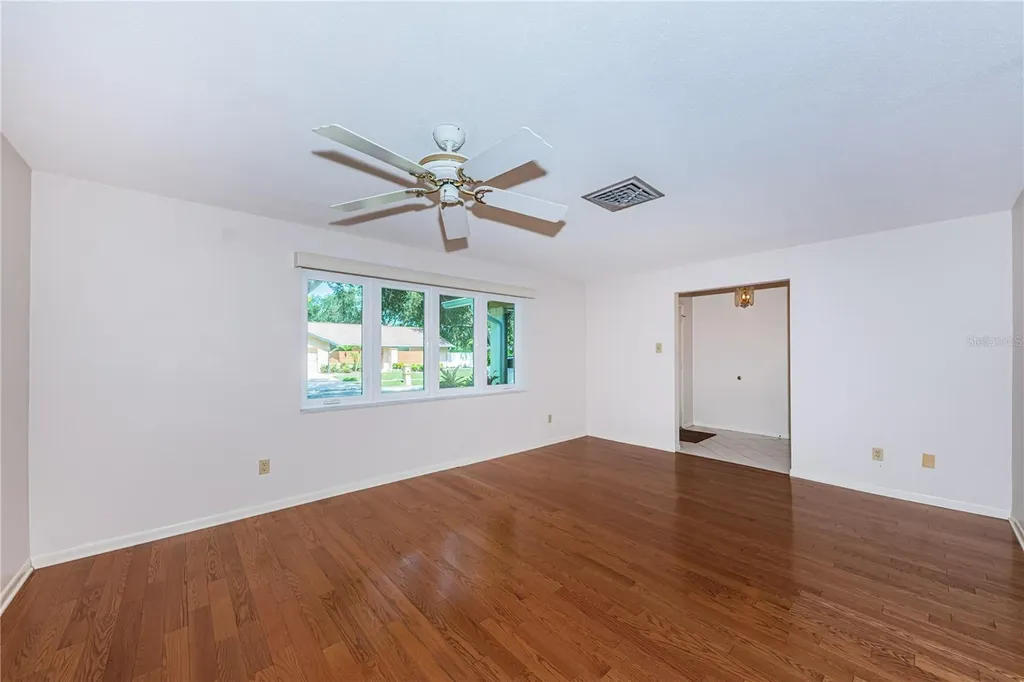 2093 Ashbury Drive Clearwater FL 33764
