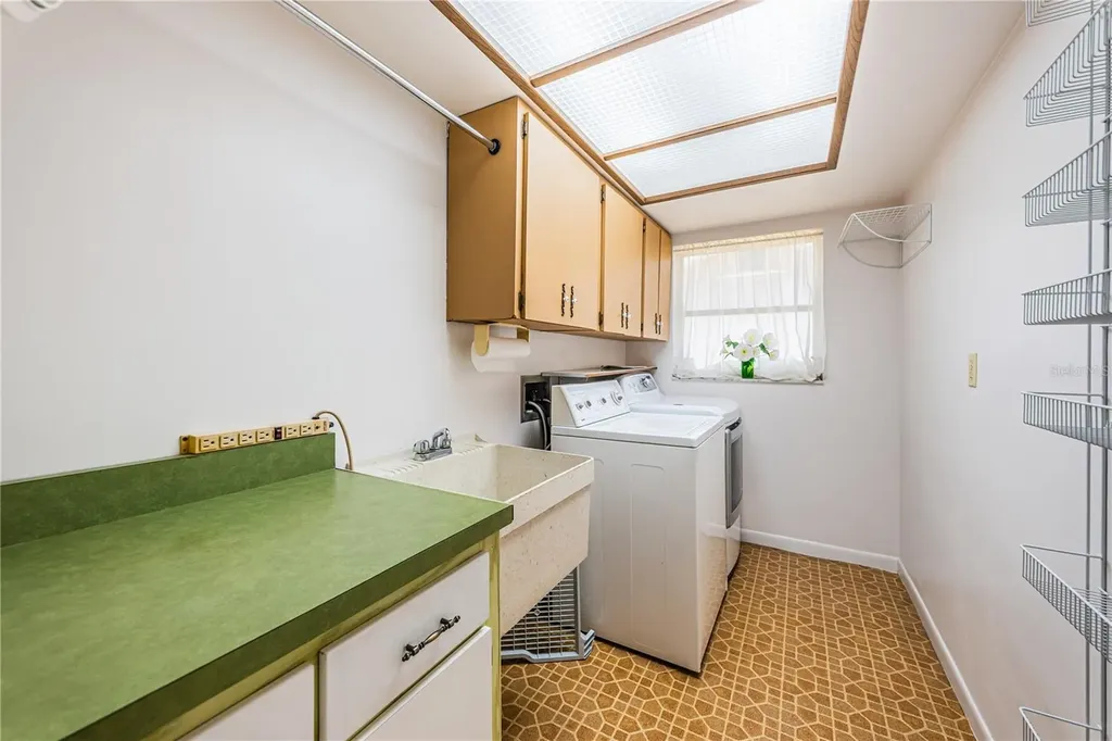 2093 Ashbury Drive Clearwater FL 33764