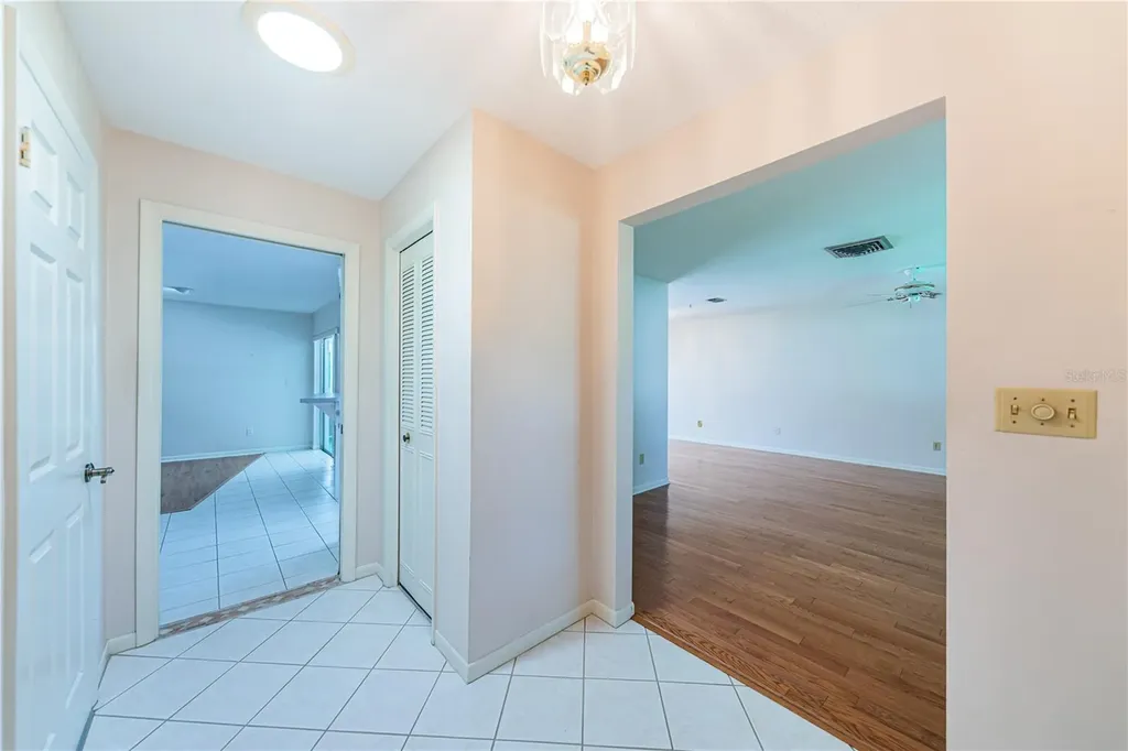 2093 Ashbury Drive Clearwater FL 33764