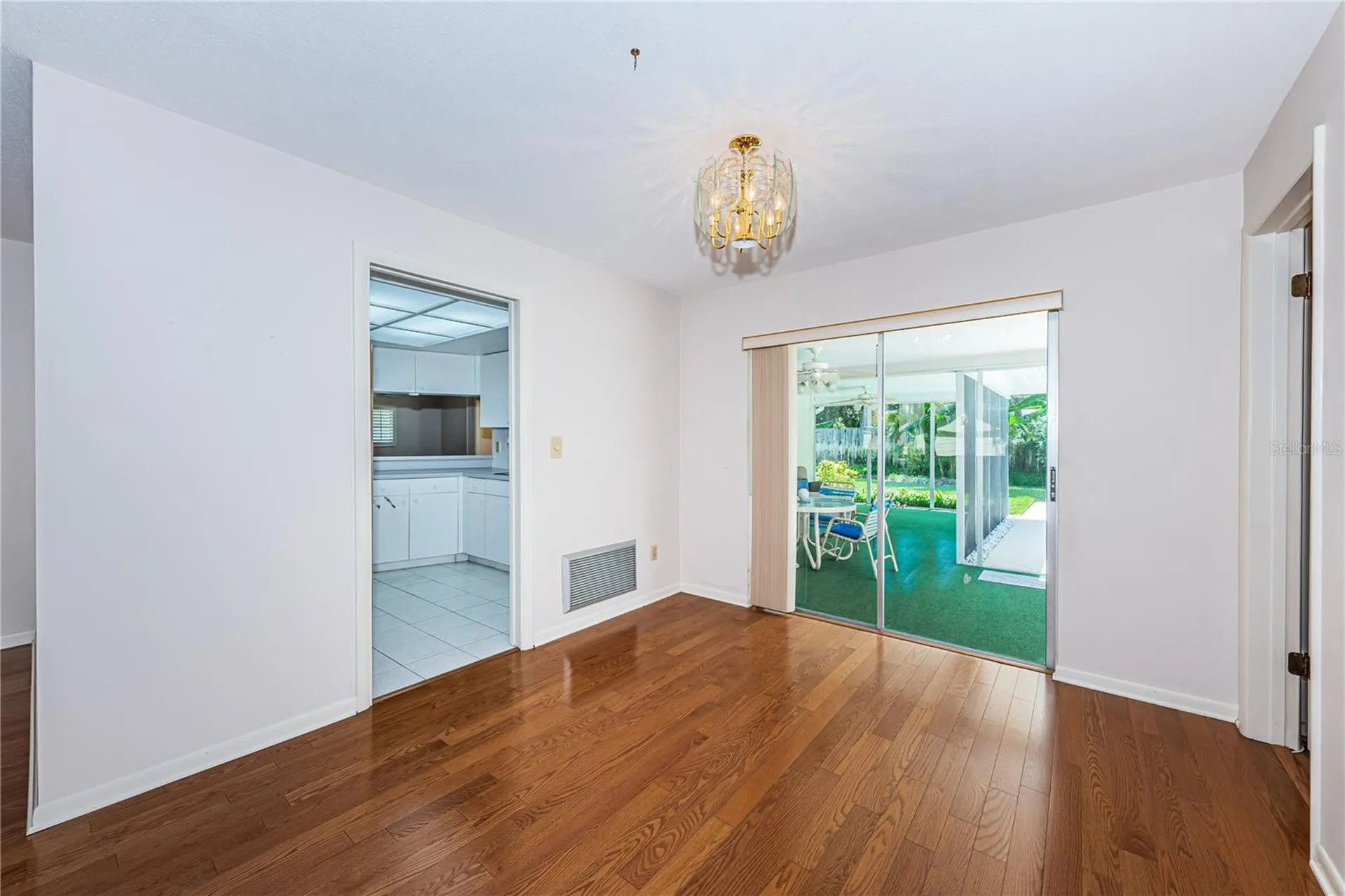 2093 Ashbury Drive Clearwater FL 33764