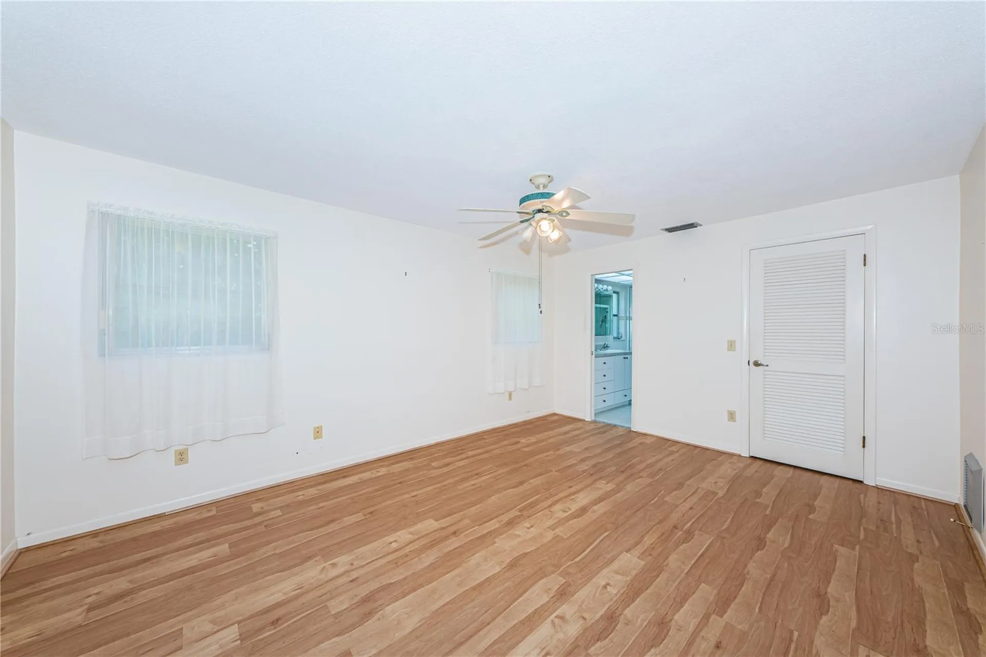 2093 Ashbury Drive Clearwater FL 33764